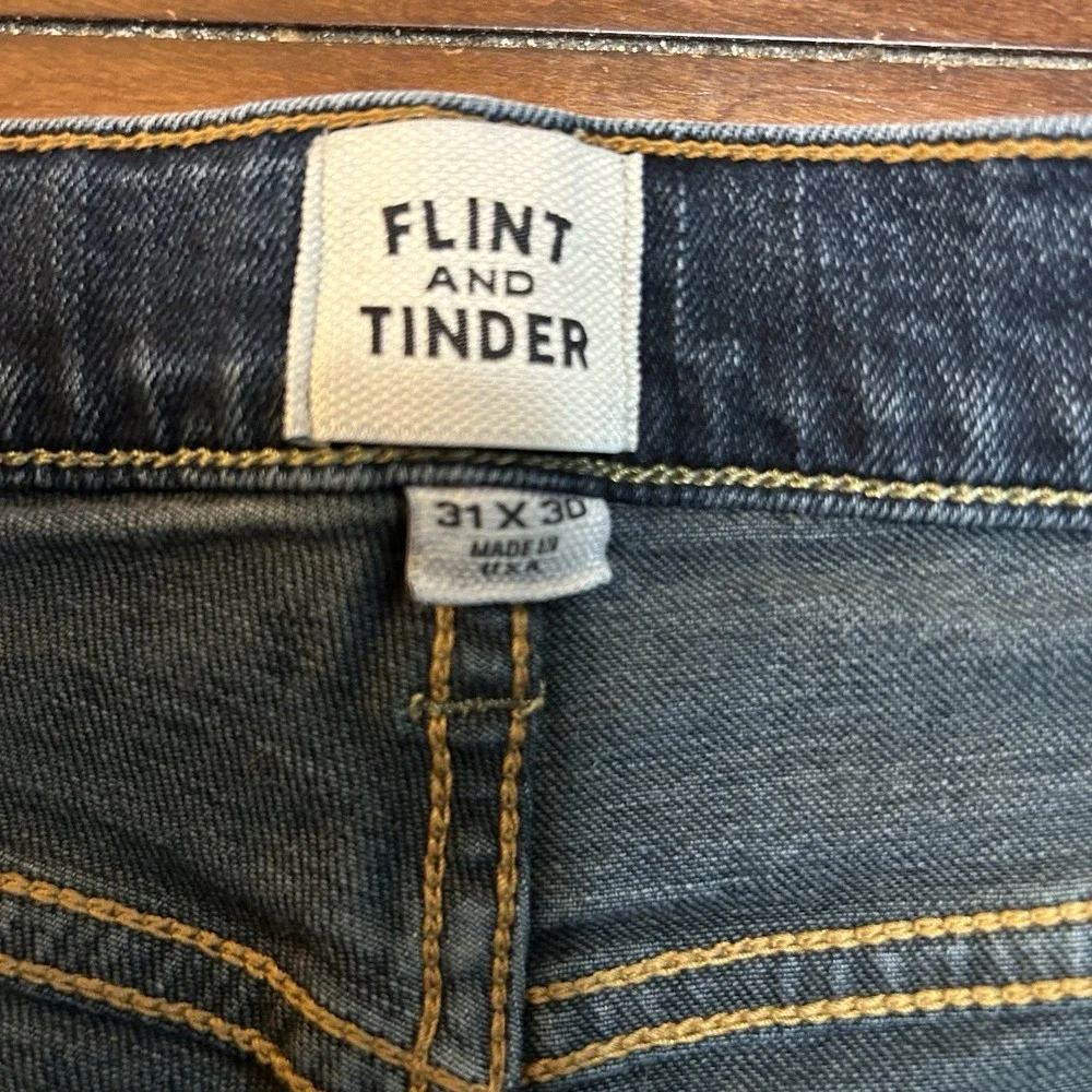 Flint and Tinder Mens Straight Fit Jeans 31x30 Blue Denim Stretch Made in USA